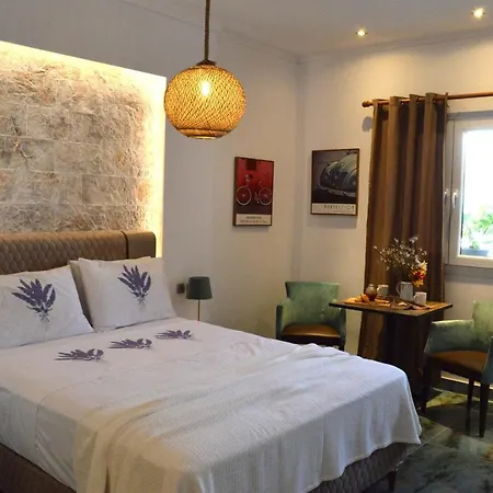 Golden Mile Studio-apartment * Ypsos
