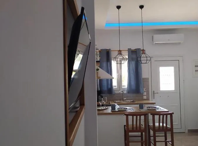 Golden Mile Studio-apartment * איפסוס